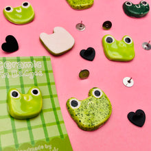 Load image into Gallery viewer, Ceramic Frog Badges
